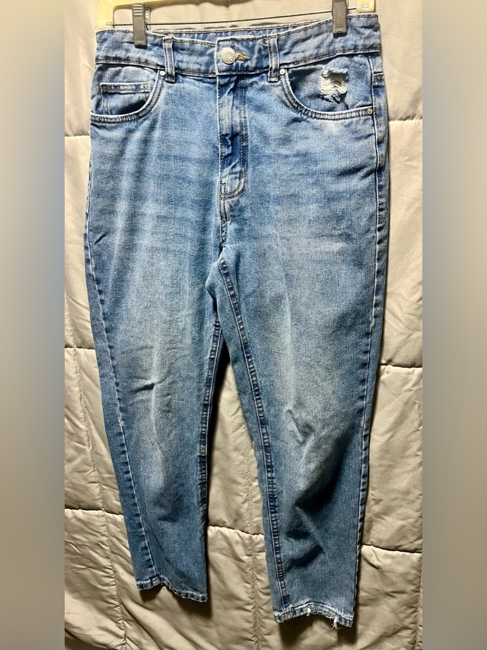 Refuge Denim Mom Jeans Size 5 High Rise Distressed